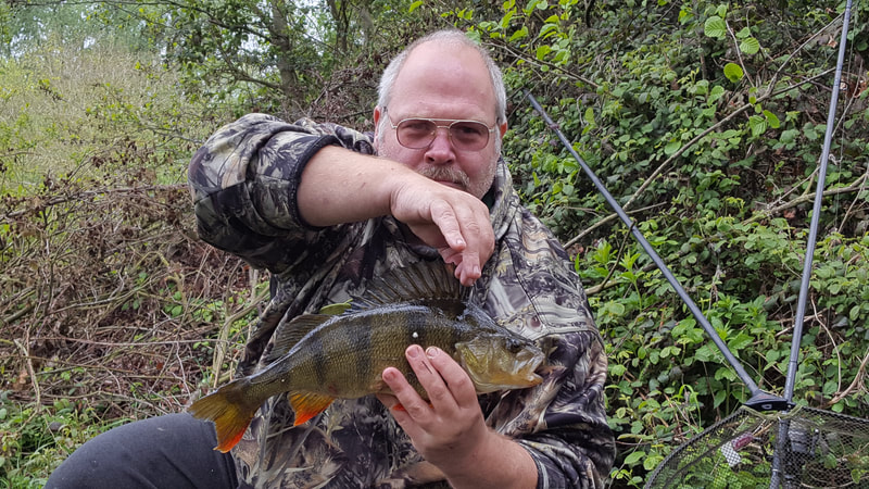 Andrew with a stunning Wingham perch. Photo