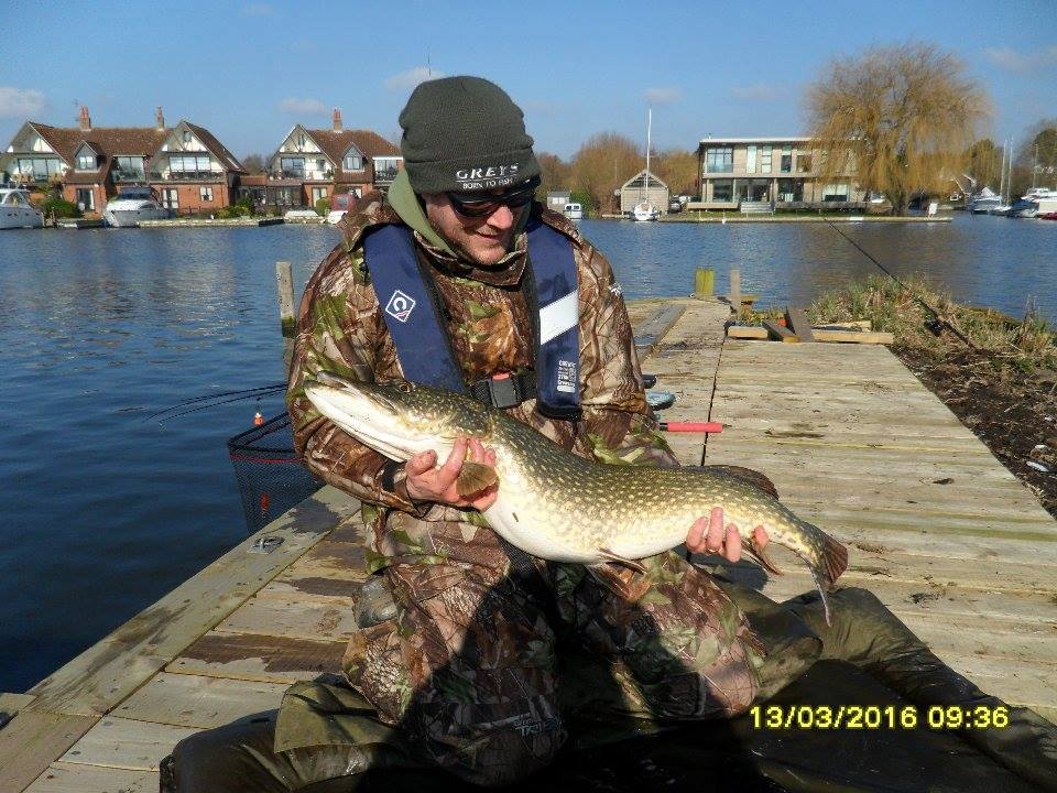 A customer with a beautiful specimen pike. Photo 