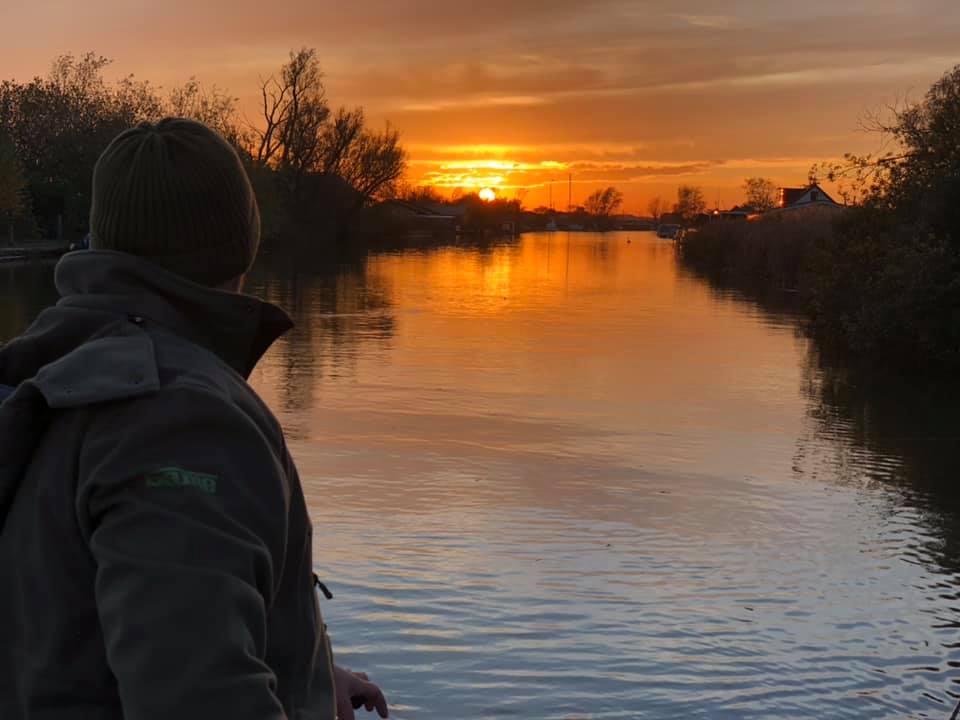 Another stunning sunset over the River Thurne, courtesy of Lee Symonds. Photo